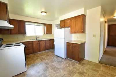 290 W 600 N, Logan, UT 84321 - Photo 43