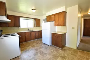 290 W 600 N, Logan, UT 84321 - Photo 43