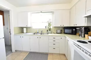 290 W 600 N, Logan, UT 84321 - Photo 25