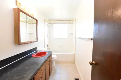 290 W 600 N, Logan, UT 84321 - Photo 35