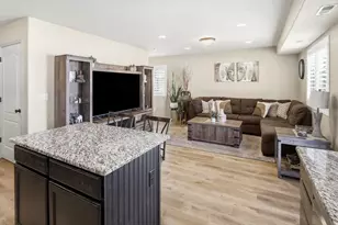 1830 W 5050 S, Roy, UT 84067 - Photo 17