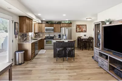1830 W 5050 S, Roy, UT 84067 - Photo 9