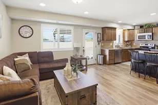 1830 W 5050 S, Roy, UT 84067 - Photo 7