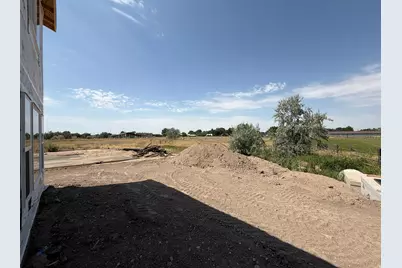 1077 N Summit View Dr W, Harrisville, UT 84404 - Photo 11