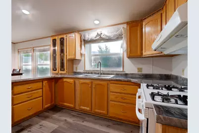 335 E 100 N, Monroe, UT 84754 - Photo 23