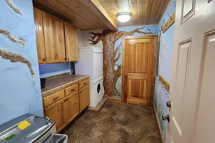 1695 W Cedar Ridge Dr W, Garden City, UT 84028 - Photo 31