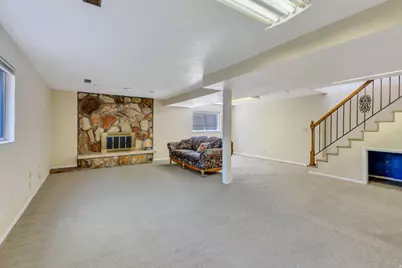 8093 S Beaumont Dr E, Sandy, UT 84093 - Photo 17