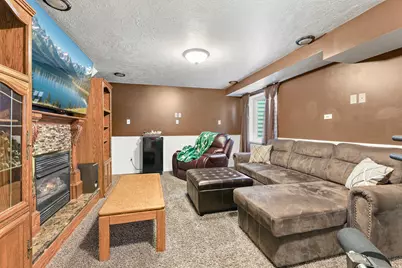 894 N 1380 E, Tooele, UT 84074 - Photo 25