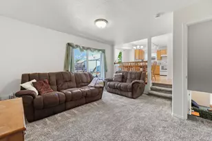 894 N 1380 E, Tooele, UT 84074 - Photo 9