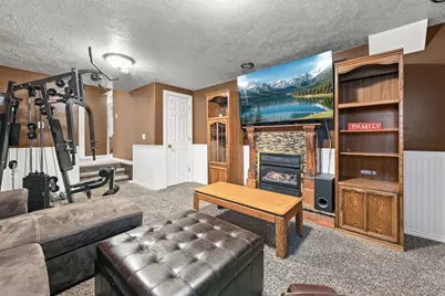 894 N 1380 E, Tooele, UT 84074 - Photo 27