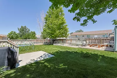 894 N 1380 E, Tooele, UT 84074 - Photo 31