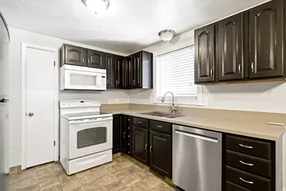 2224 S 100 W, Clearfield, UT 84015 - Photo 13