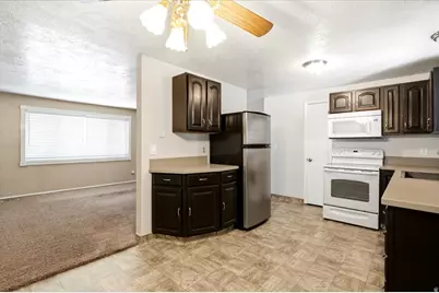 2224 S 100 W, Clearfield, UT 84015 - Photo 11