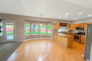 11467 S Loganberry Ct E, Draper, UT 84020 - Photo 9