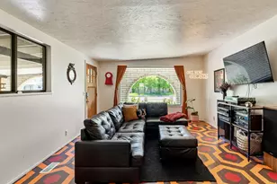 1876 W 3350 S, Salt Lake City, UT 84119 - Photo 5