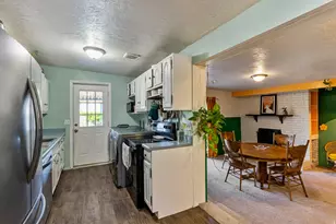 1876 W 3350 S, Salt Lake City, UT 84119 - Photo 7