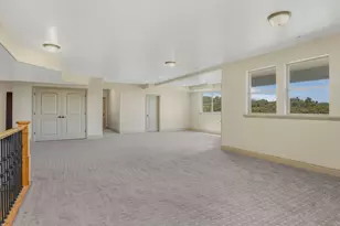 1596 E Millbrook Way S, Bountiful, UT 84010 - Photo 17