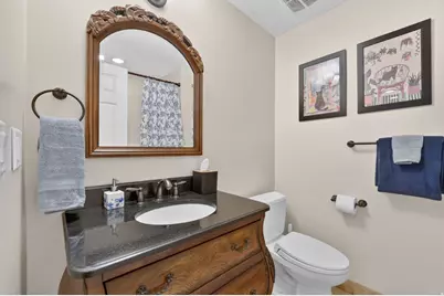 563 E 350 N, Bountiful, UT 84010 - Photo 17