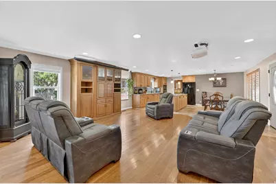 563 E 350 N, Bountiful, UT 84010 - Photo 7