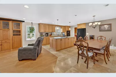 563 E 350 N, Bountiful, UT 84010 - Photo 9