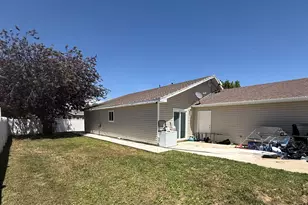 575 N 2300 W, Vernal, UT 84078 - Photo 3