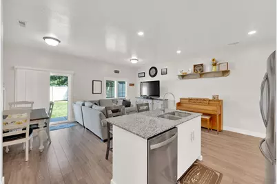 382 E 1850 N #5, North Ogden, UT 84414 - Photo 5