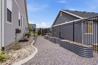 63 E Bliss Dr, Saratoga Springs, UT 84045 - Photo 39