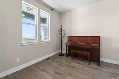 7816 Buckhorn Rd, Lake Point, UT 84074 - Photo 15