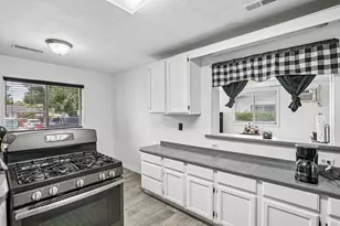 4795 W 5055 S, Kearns, UT 84118 - Photo 11
