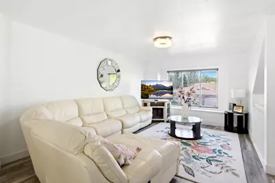 9511 S Fairway View Dr, Sandy, UT 84070 - Photo 7