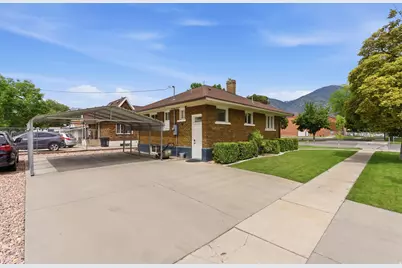 390 S 700 W, Provo, UT 84601 - Photo 23