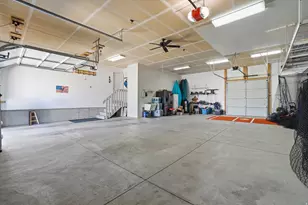 529 W 3100 S, Syracuse, UT 84075 - Photo 37