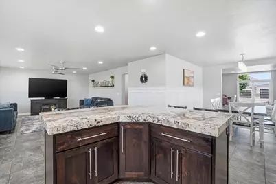 529 W 3100 S, Syracuse, UT 84075 - Photo 13