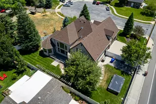 13 E Sledhill Cir N, Alpine, UT 84004 - Photo 19