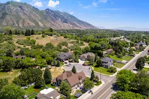 13 E Sledhill Cir N, Alpine, UT 84004 - Photo 17