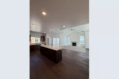 848 N 250 E #C, Tooele, UT 84074 - Photo 3