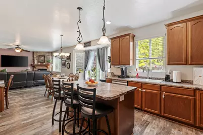 5461 W Woodcroft Ln, Herriman, UT 84096 - Photo 3