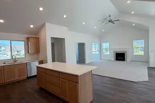 208 E 850 N, Tooele, UT 84074 - Photo 5