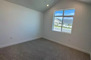 208 E 850 N, Tooele, UT 84074 - Photo 13
