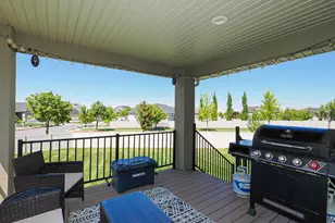 879 W Saddlebrook Dr, Kaysville, UT 84037 - Photo 9