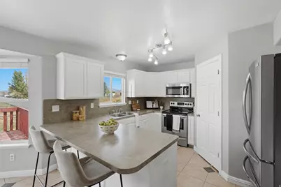 3978 W 4600 S, Roy, UT 84067 - Photo 7