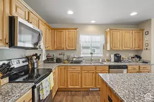 6914 S Mysteria Ln W, Midvale, UT 84047 - Photo 13