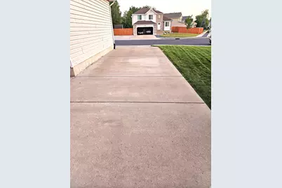 1037 E 1500 N, Layton, UT 84040 - Photo 33