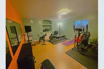 1037 E 1500 N, Layton, UT 84040 - Photo 25