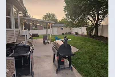 1037 E 1500 N, Layton, UT 84040 - Photo 29