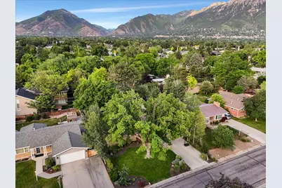 4333 S Larson Way, Holladay, UT 84124 - Photo 33