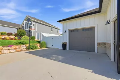 1058 E 300 S, Smithfield, UT 84335 - Photo 7
