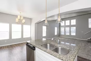 702 E 380 N, Vineyard, UT 84058 - Photo 13