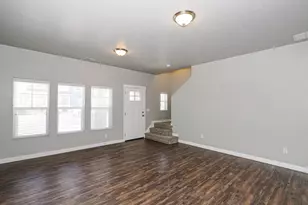 702 E 380 N, Vineyard, UT 84058 - Photo 3