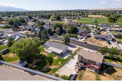 6452 W 3270 S, West Valley, UT 84128 - Photo 51